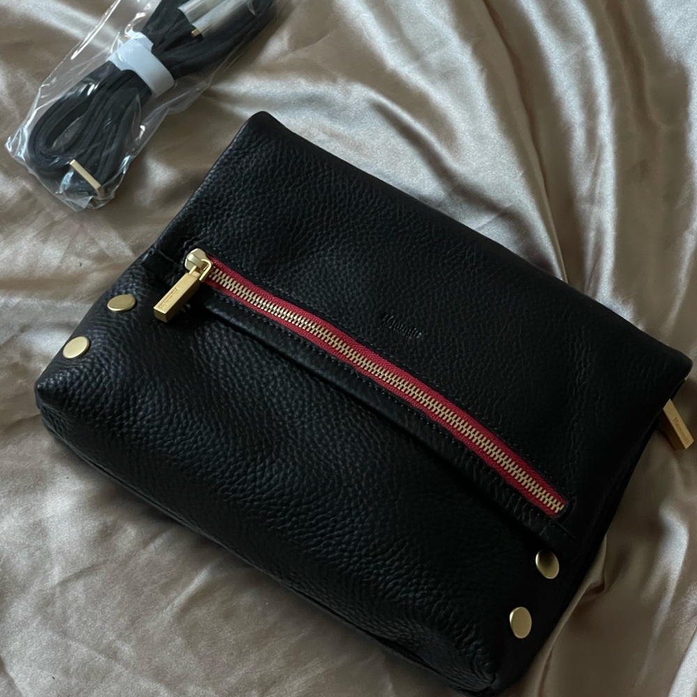 HAMMITT VIP MED BLK/BG RED ZIPPER